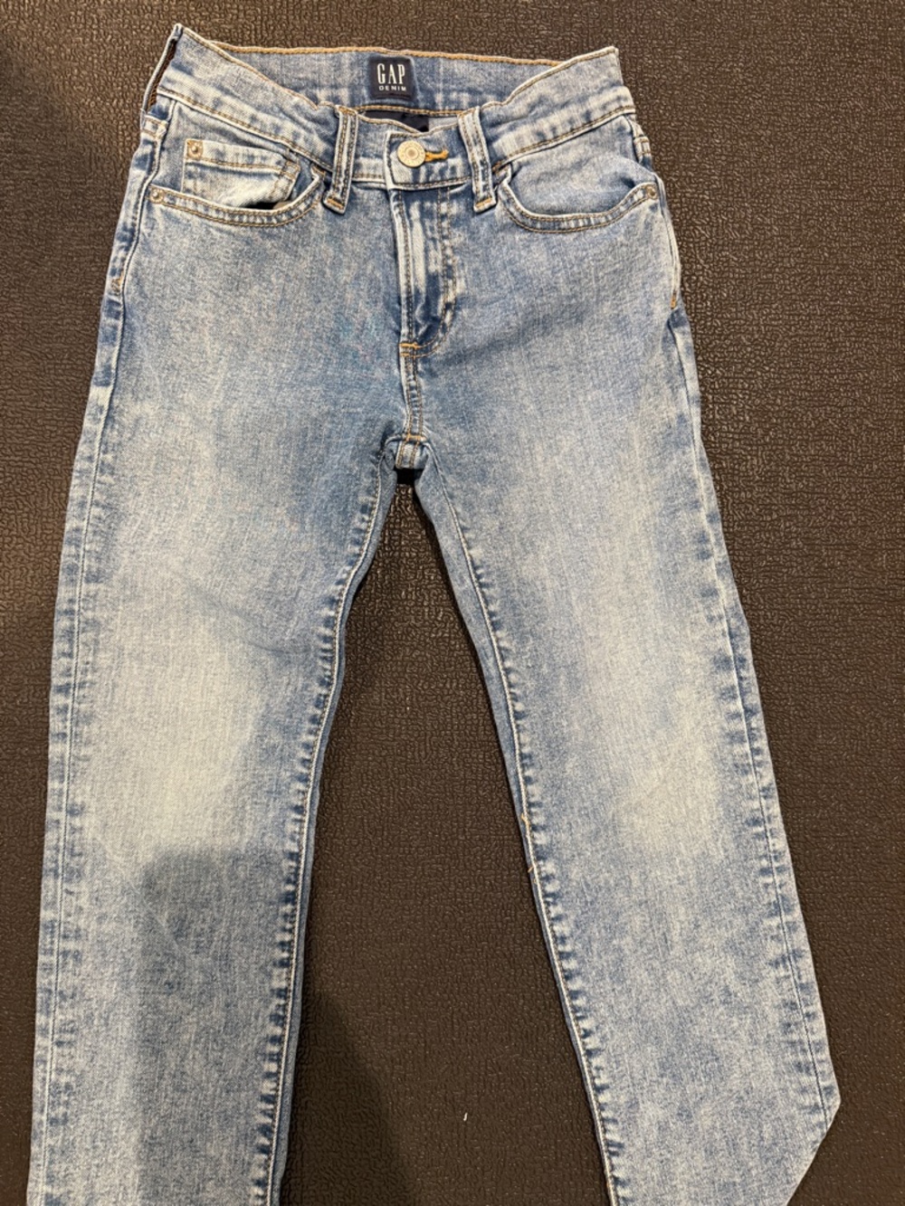 GAP Boys Slim Jeans in Faded Blue Wash